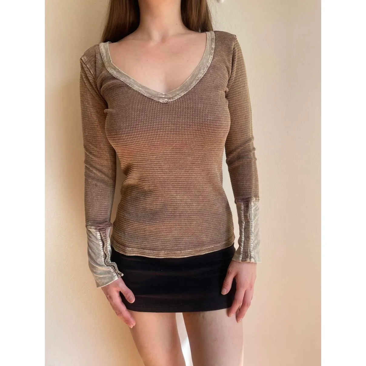 Brown Distressed Ribbed Long Sleep Top Size M - Image 3