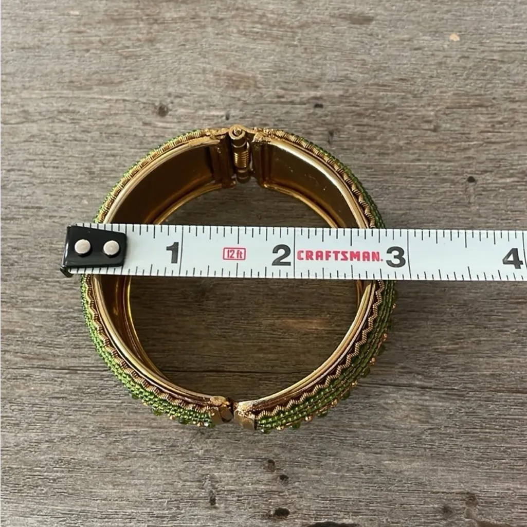 Vintage Round Green and Gold Tone Bangle Bracelet Vintage Costume Jewelry - Image 5