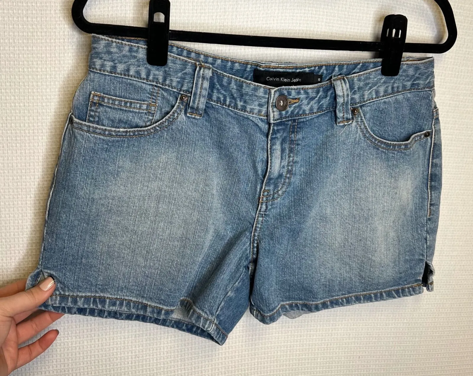 Calvin Klein Jeans Vintage Women Flap Denim Shorts Size 10 Distressed Cuffed - Image 1