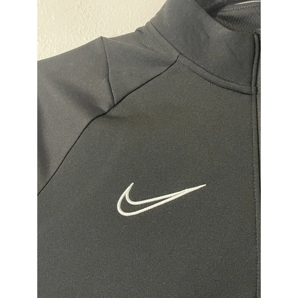 NIKE Dri-Fit Academy Drill Top Small Black White NEW Soccer Sports Workout Run - Image 4