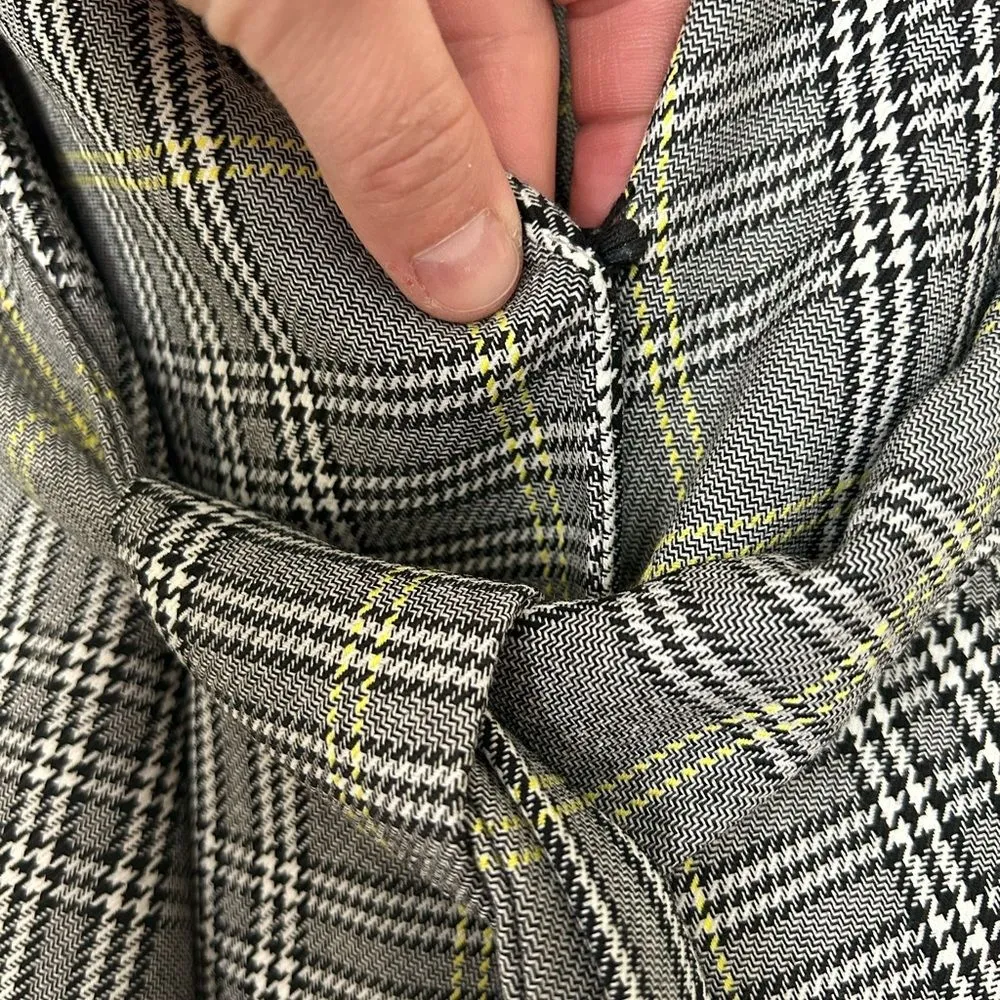 Alexia Admor  Plaid Jacket - Image 9