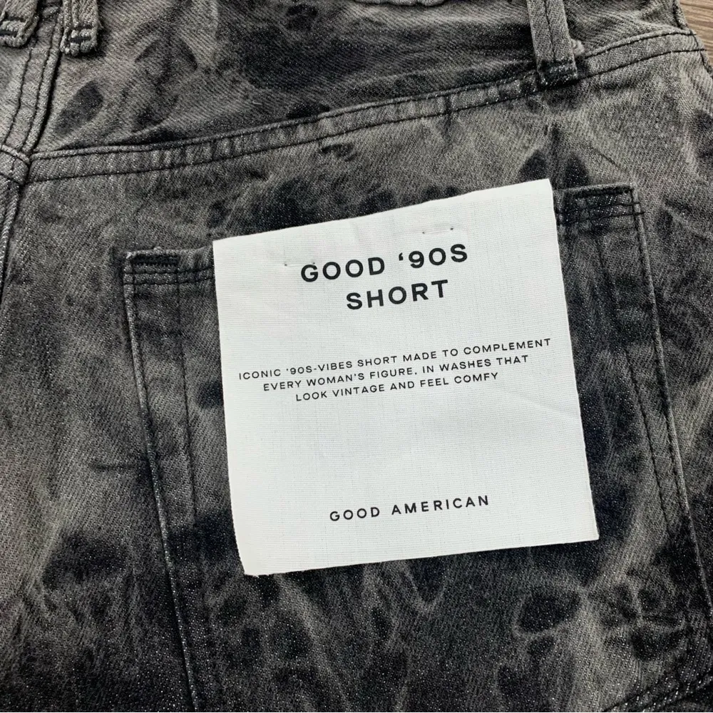 Good American Good 90s Denim Jeans Shorts High Waisted Black size 26 - Image 5