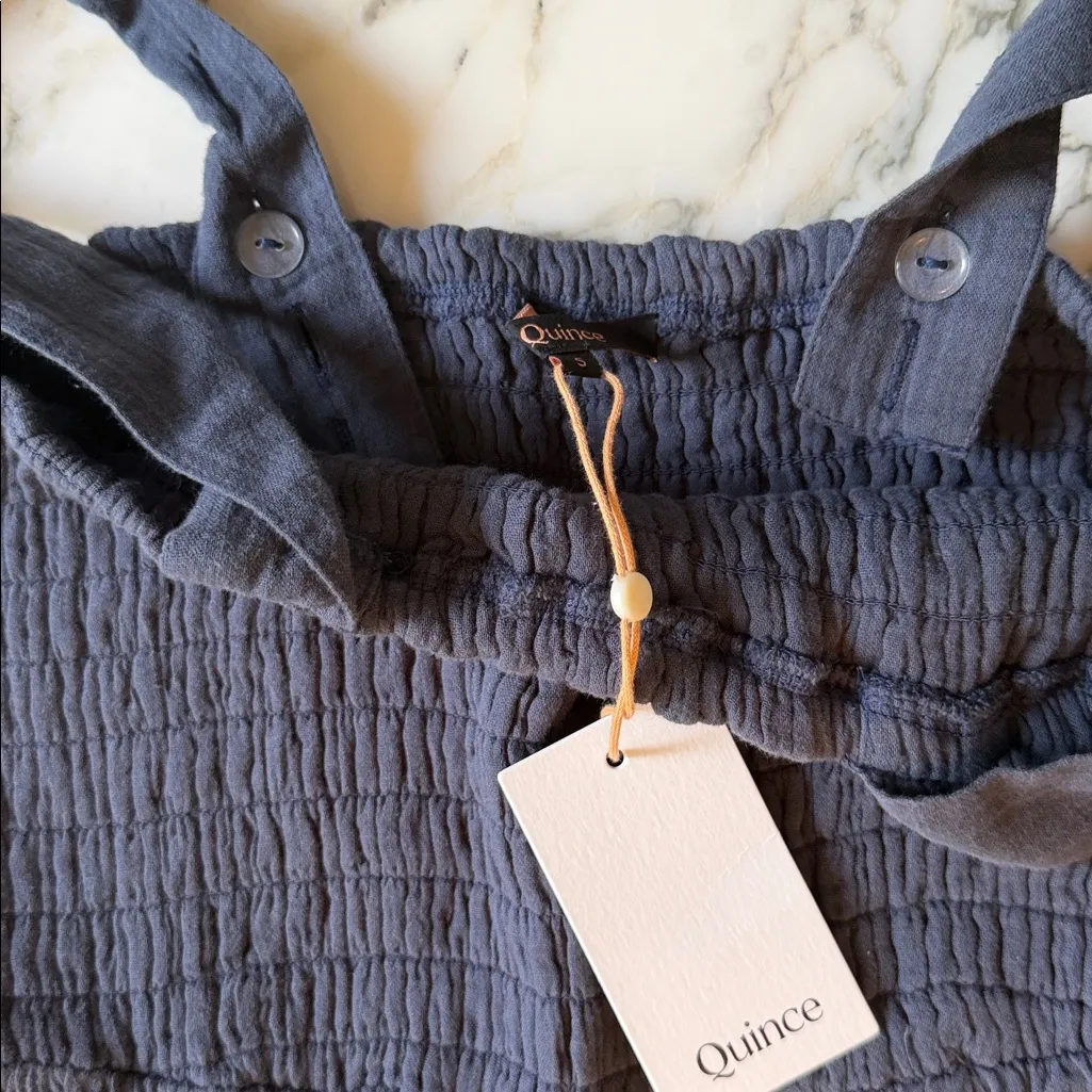 NWT Quince 100% Organic Cotton Gauze Smocked Wide Leg Jumpsuit Size M Blue Grey - Image 8