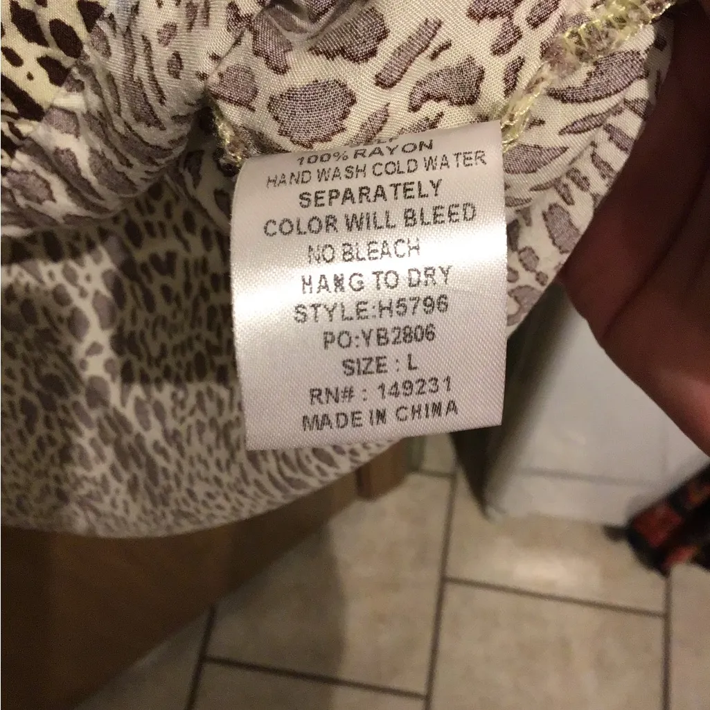 Woman Size Lg Crisscross Deep V-Neck Wrap Cris Cross Long Sleeve Bell Boutique - Image 10