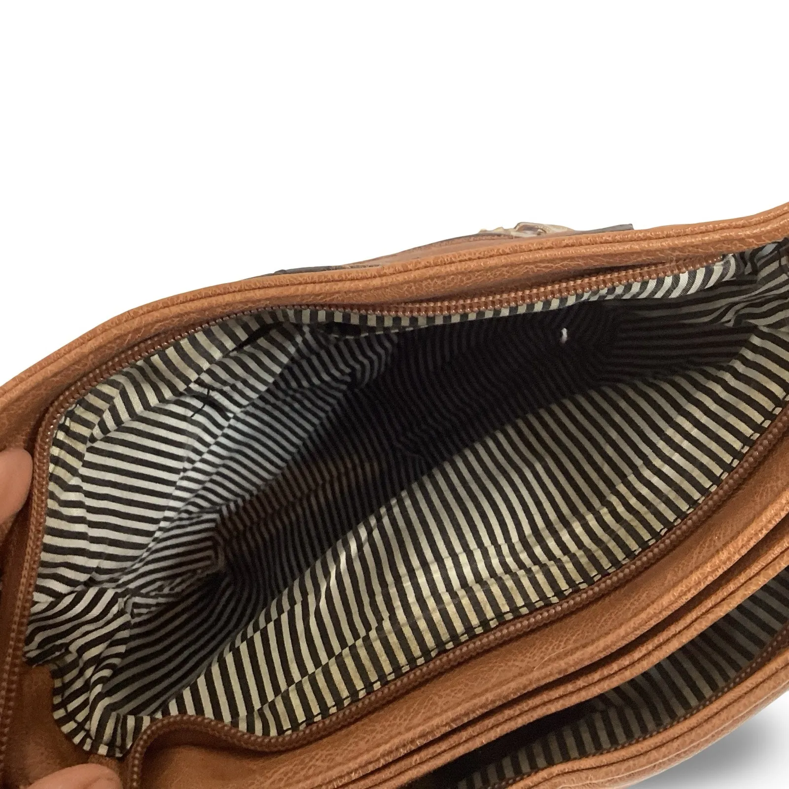 Vegan Leather Messenger Bag Brown - Image 6