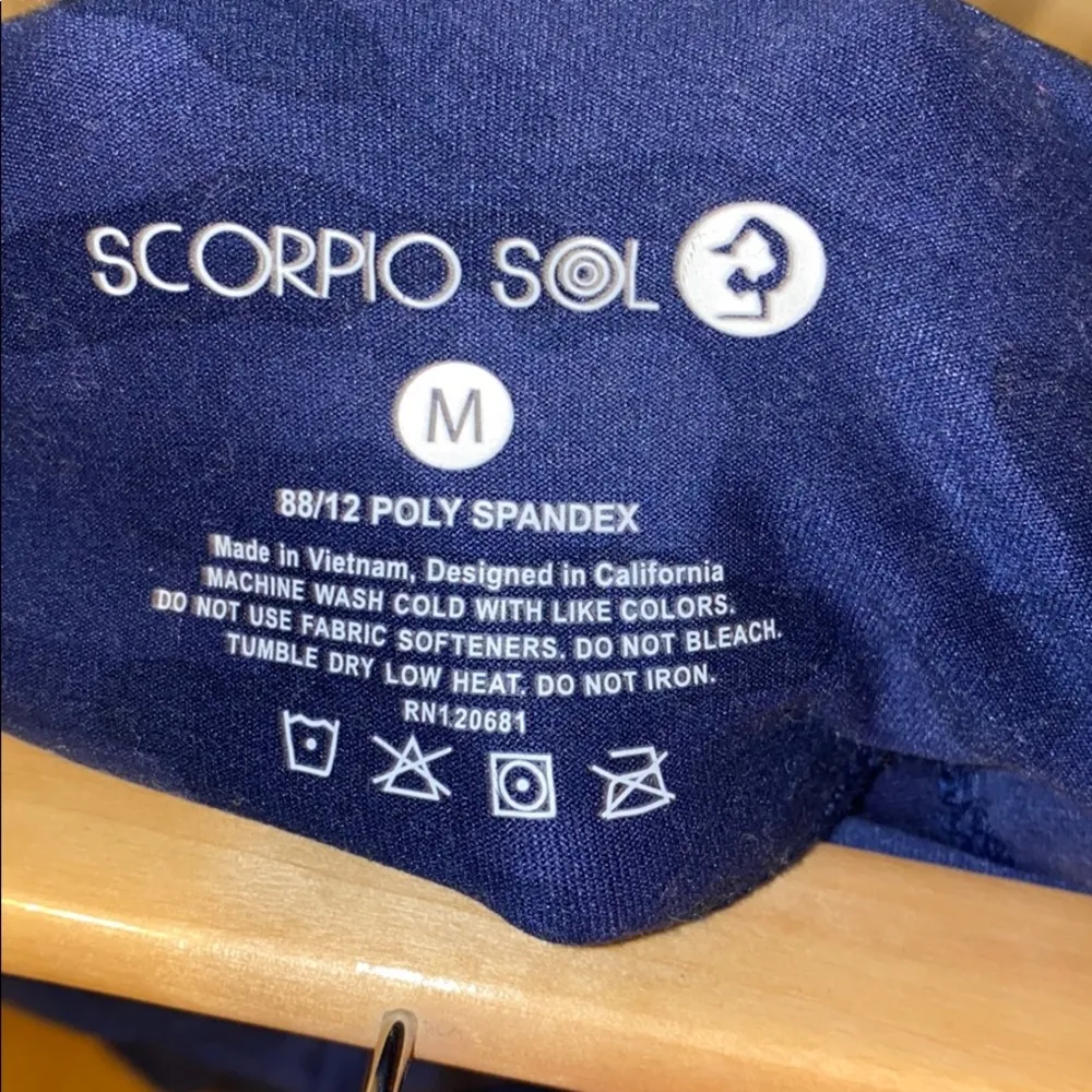 Scorpio Sol Camo Leggings - Image 3