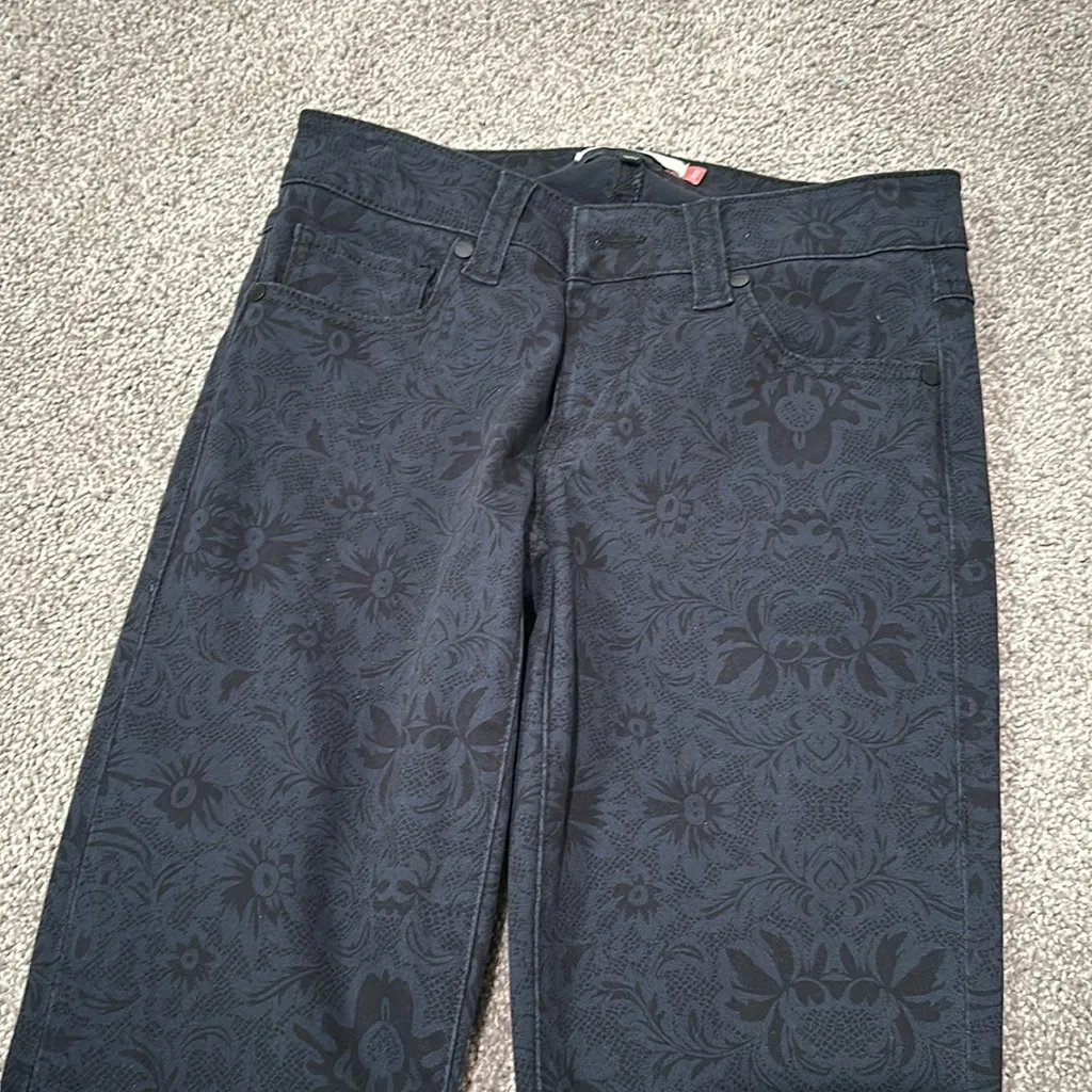 Cabi Lace‎ Print Skinny Jeans Style# 3195 Size 0 - Image 7