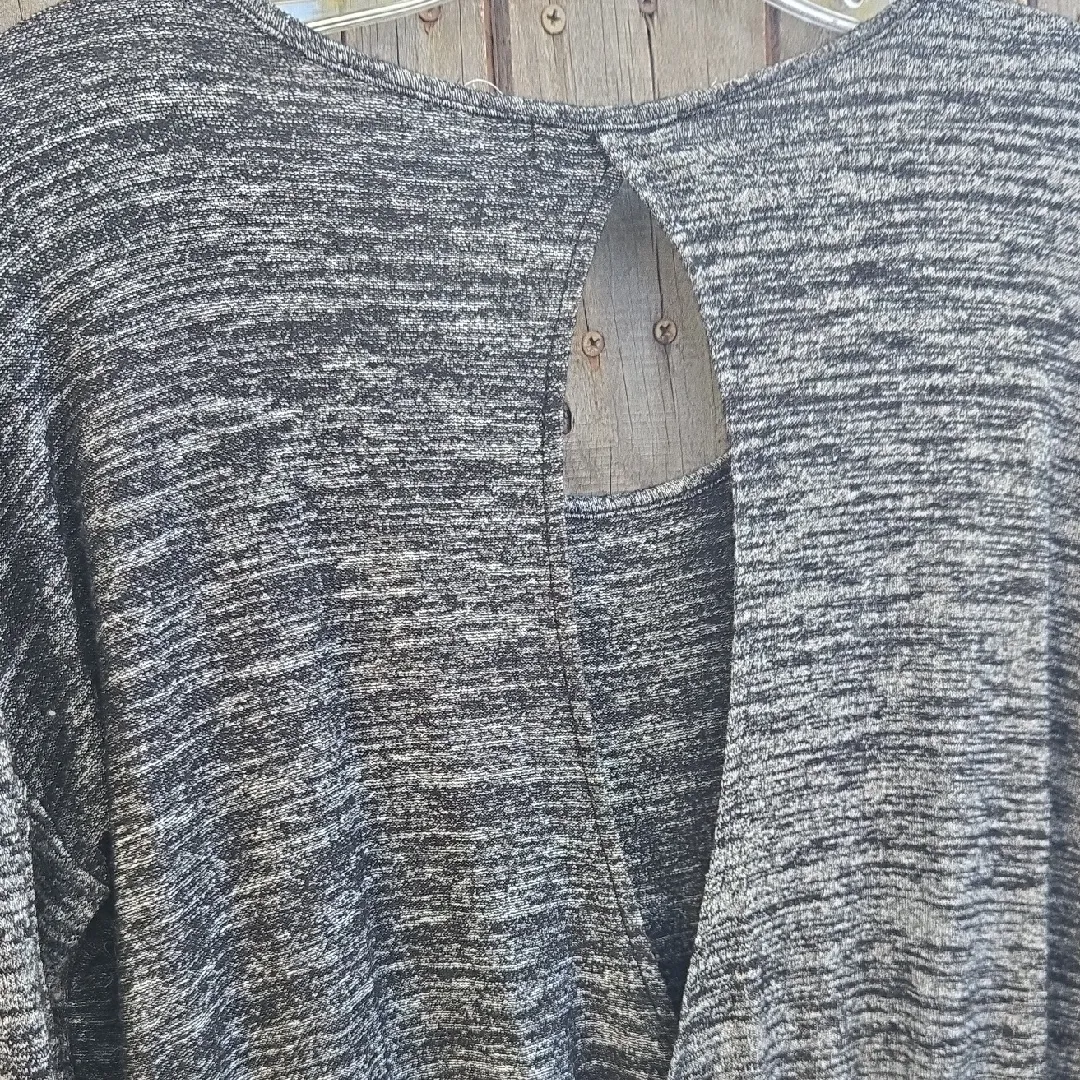 Rag & Bone Gray Long Sleeve Knit Top - Image 4
