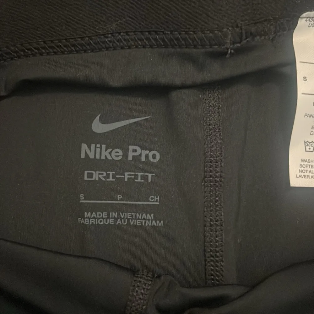Nike Pro Dri-Fit Leggings - Image 2