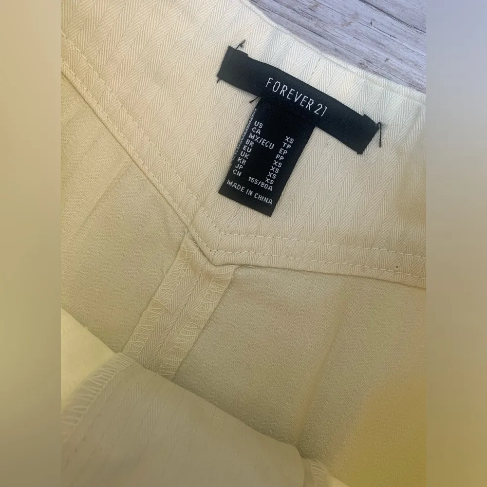 Vintage style forever 21 ruffle skirt - Image 5