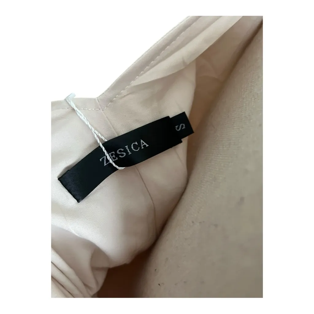 Zesica Sleeveless V - Image 4