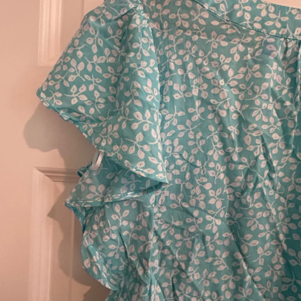 Draper James Flutter Blouse White Blue Size XXL - Image 10