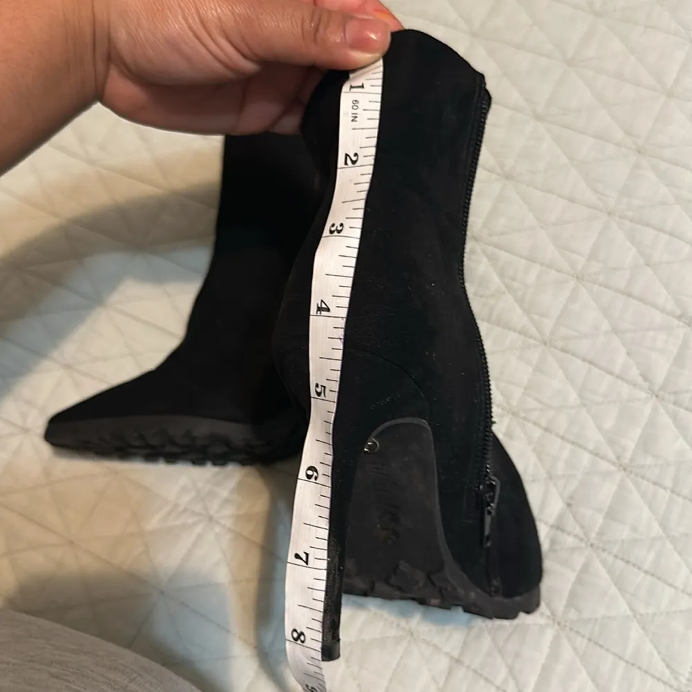 Thalia Sodi Womens Rhodes Faux Suede Pointed Toe Ankle Boots size 5.5 - Image 3