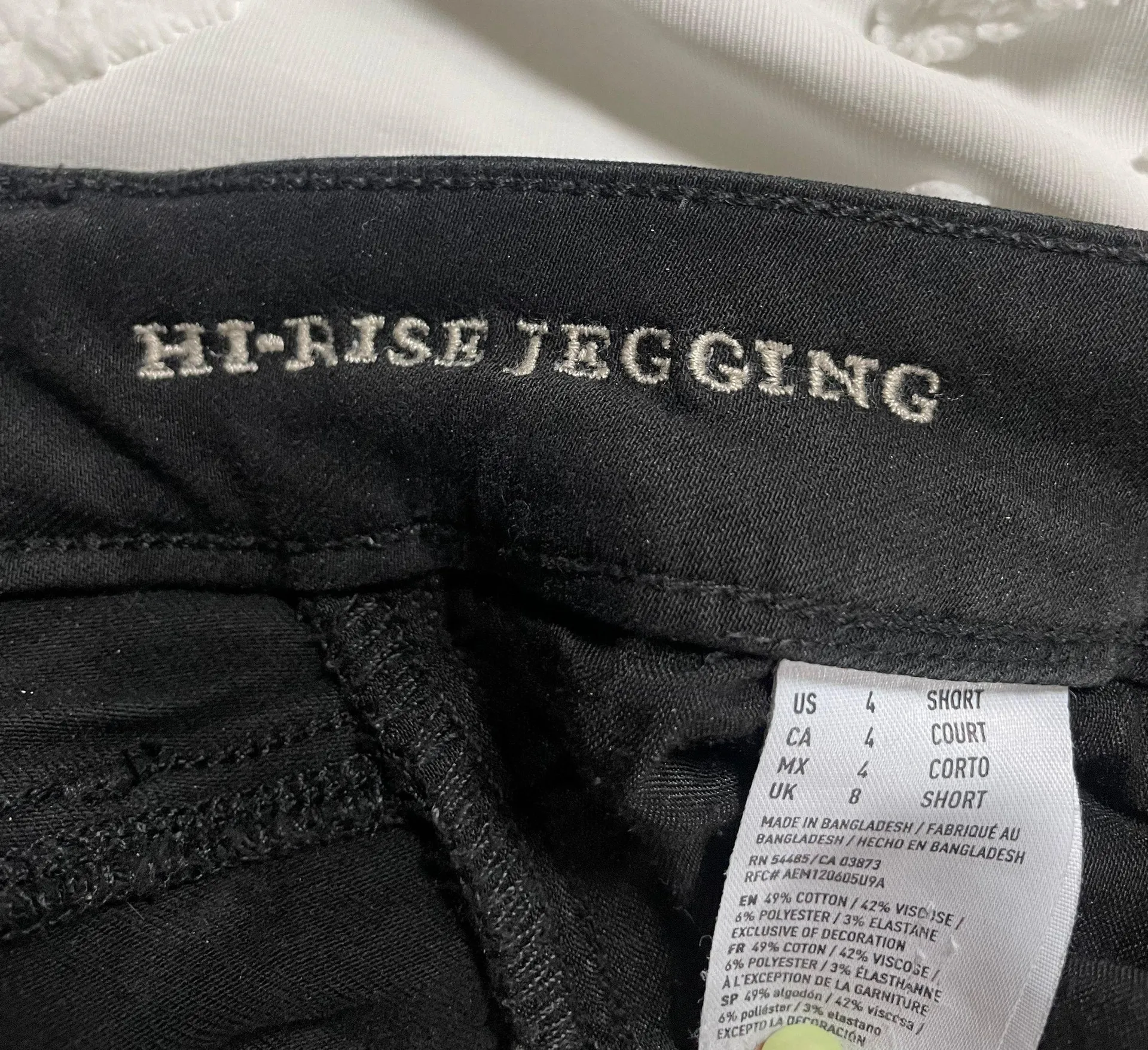 Outfitters Hi-rise Jeggings - Image 4