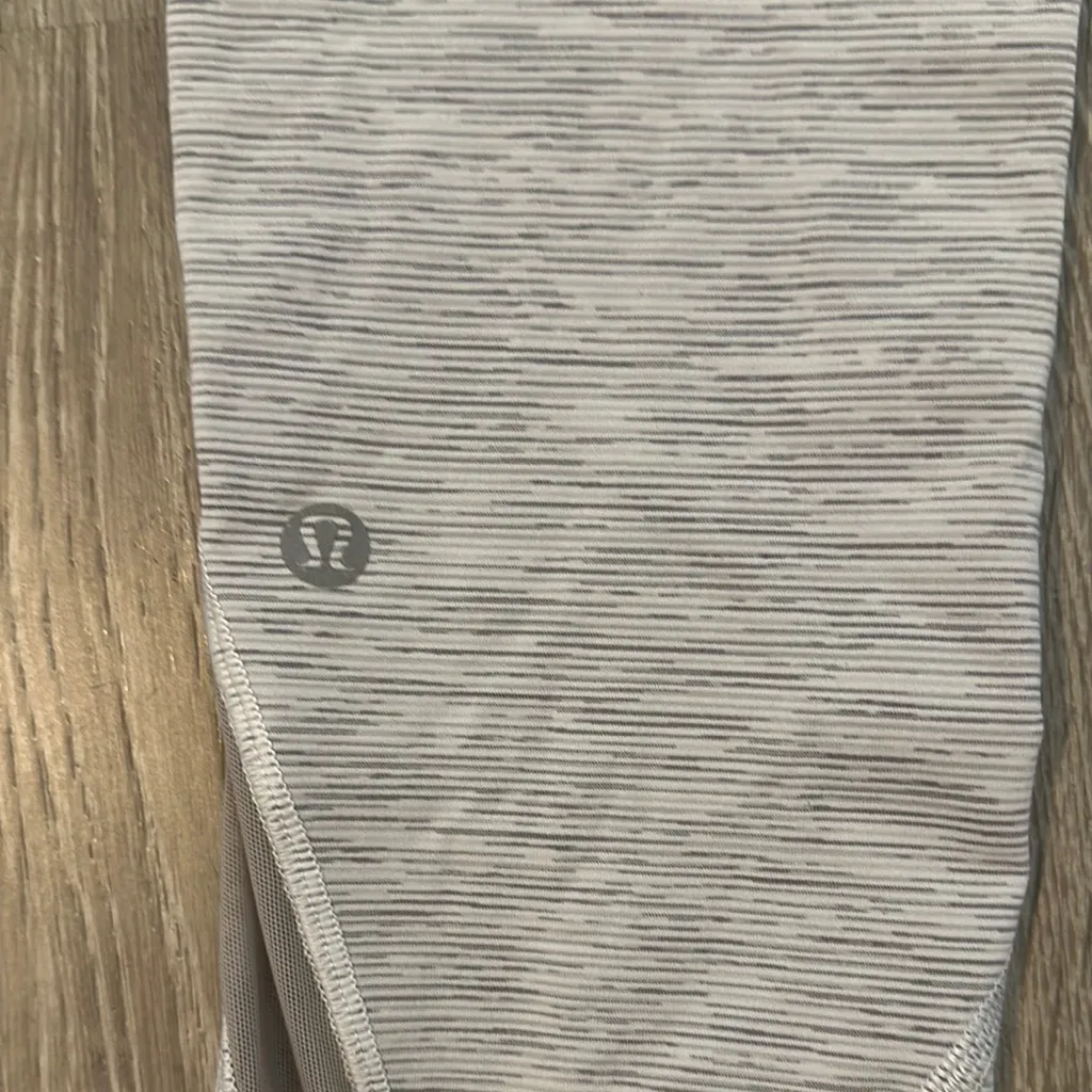 Lululemon Sz 4‎ Women’s Invigorate 7/8 Tight High Rise Athletic Workout Leggings - Image 11