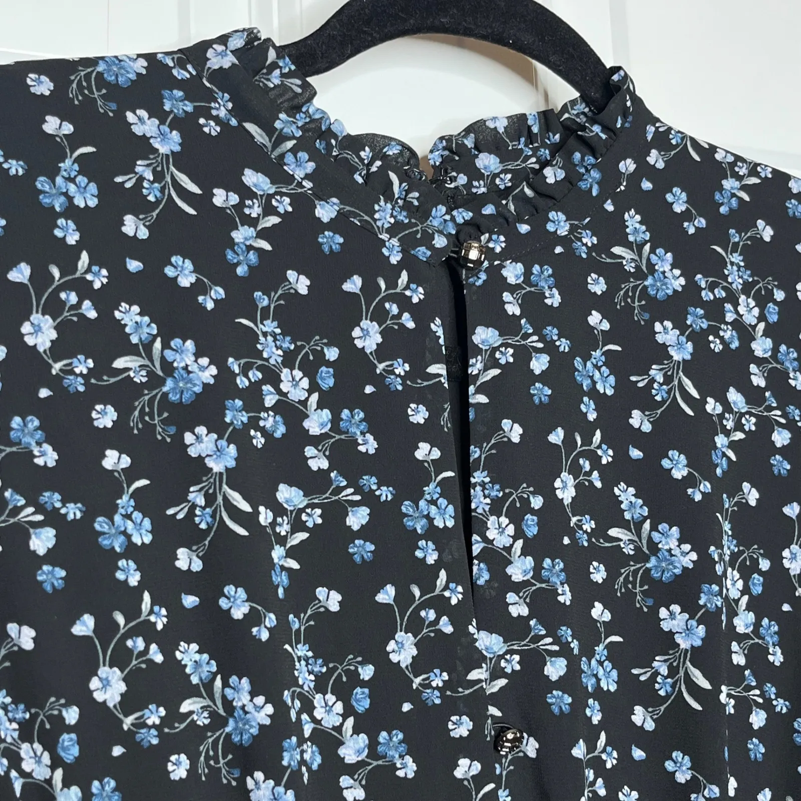 Ever New Melbourne Women Size 8 Black Blue Floral Ruffle Tiered Midi Dress - Image 5