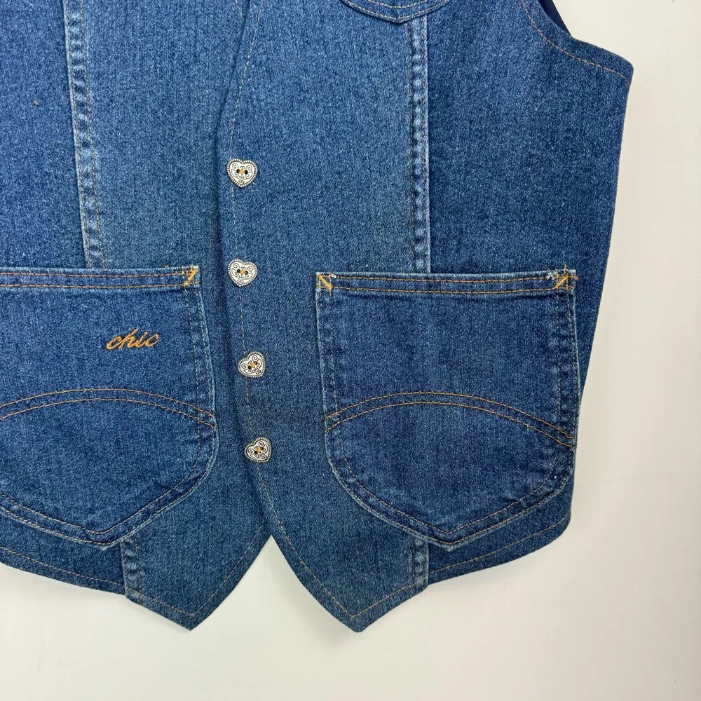 Vtg Chic Denim Western Vest Dark Wash Heart Buttons Sz Medium Blue - Image 7