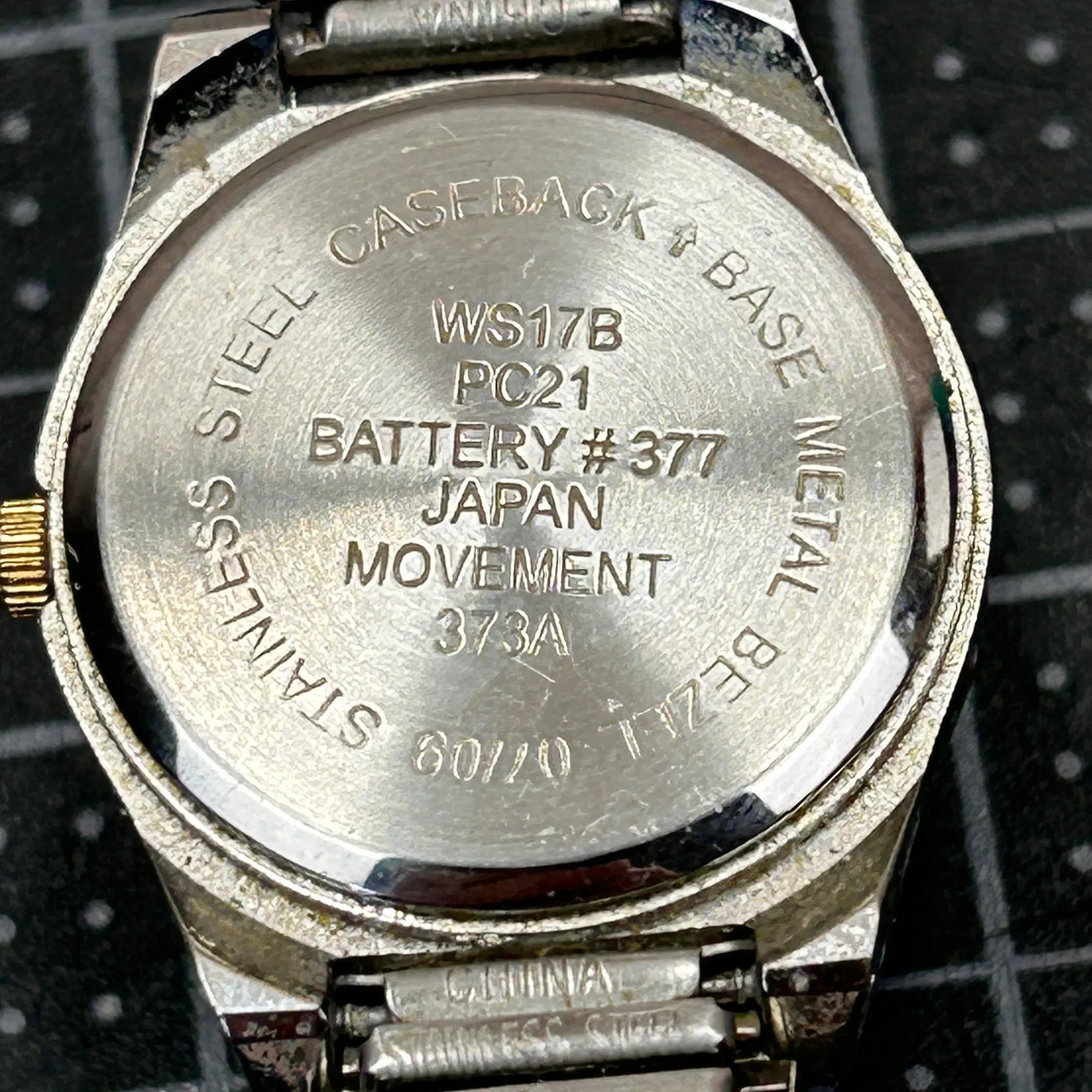 Two Tone Gold Silver Stainless Steel Quartz Movement Analog Wristwatch Women's - Image 9