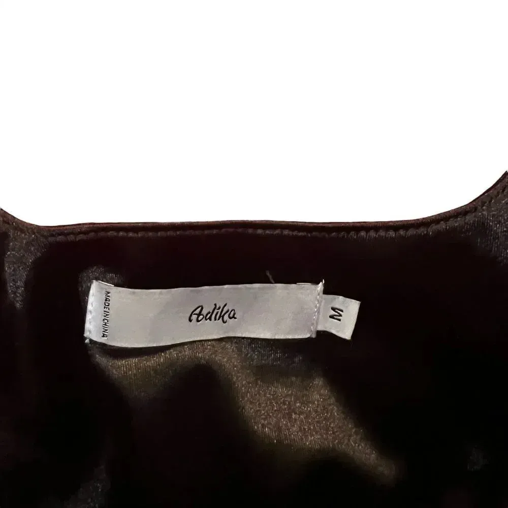 Adika Slick Satin Finish Black Crop Top‎ Size Medium - Image 3