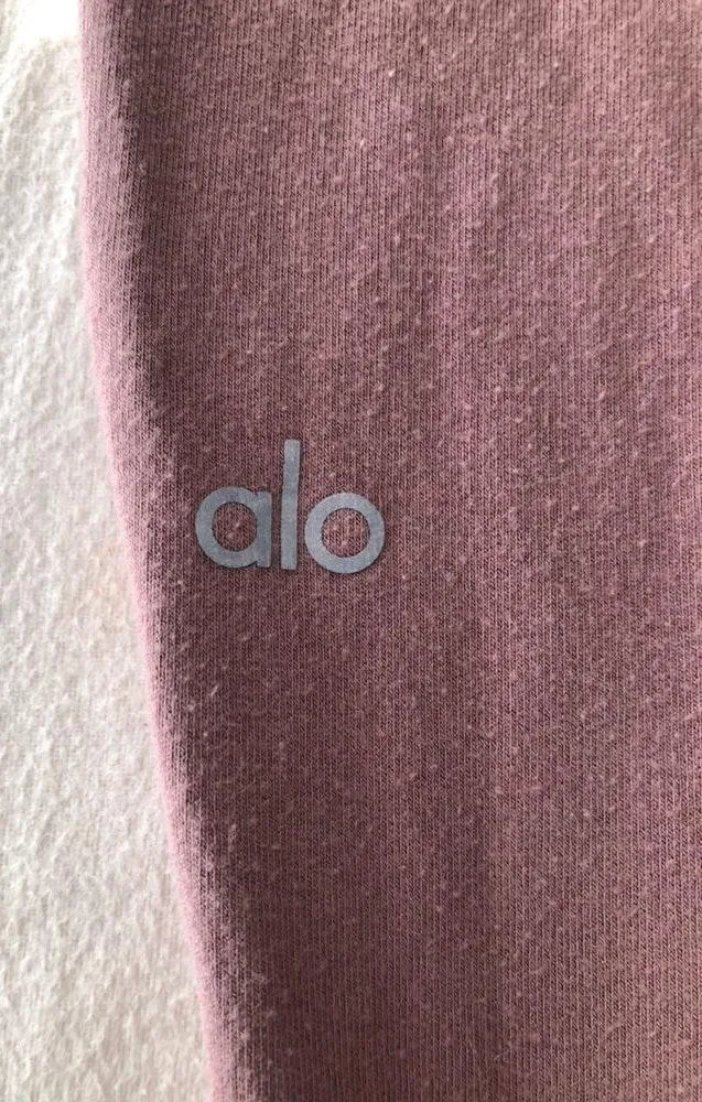 Alo Yoga purplish sweatpants - Image 3