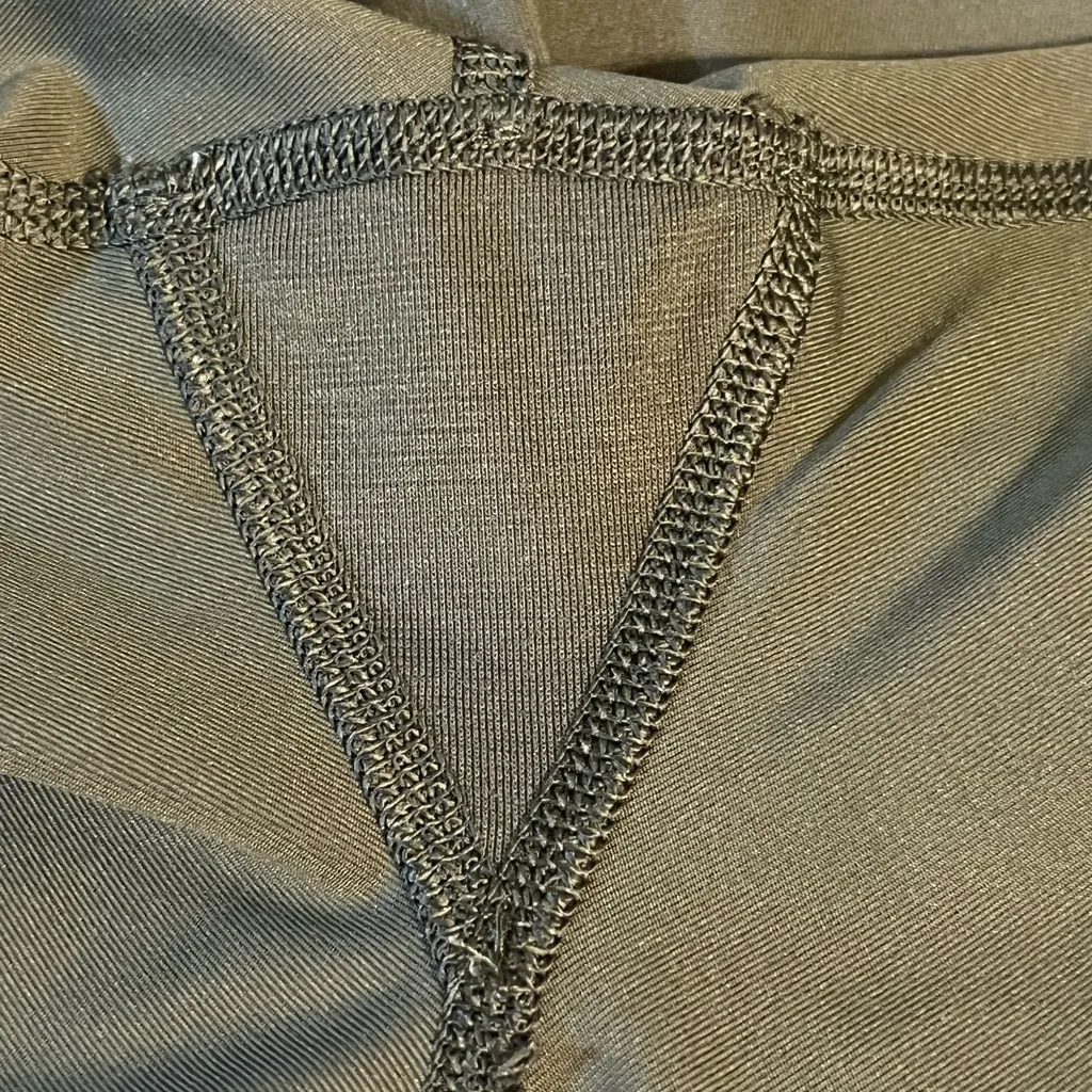 Lululemon Run: Inspire Crop II *Full-On Luxtreme (Mesh) - Image 10