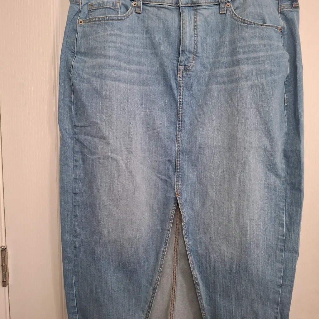 Torrid Sz 14 Light Blue Denim Skirt - Image 6