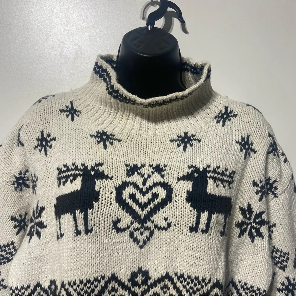 Chunky Knit Christmas Reindeer Fair Isle Sweater Size Small Vintage Glenover - Image 2
