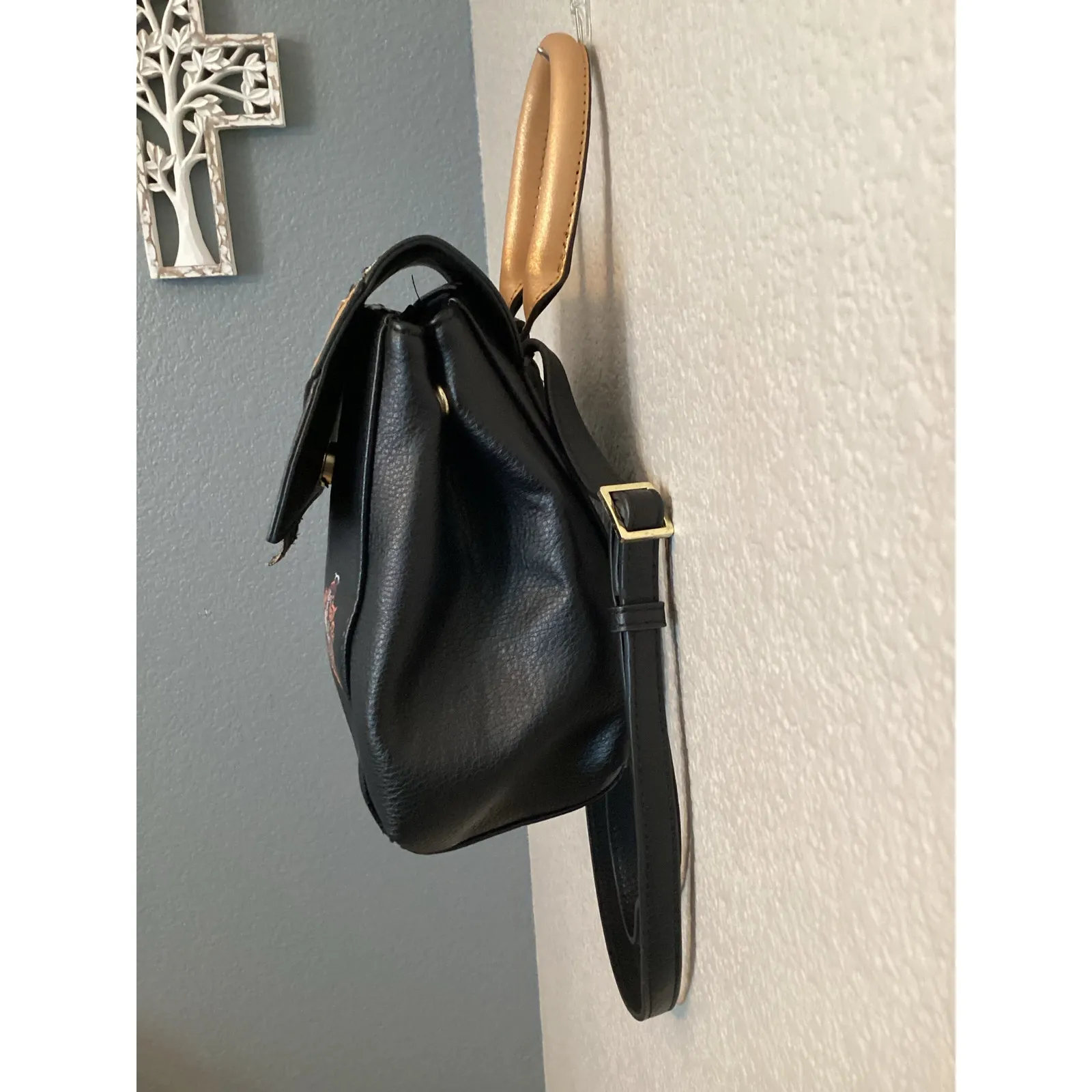 Universal Danielle Nicole Harry Potter Hufflepuff Uniform Mini Backpack Gold Black - Image 3