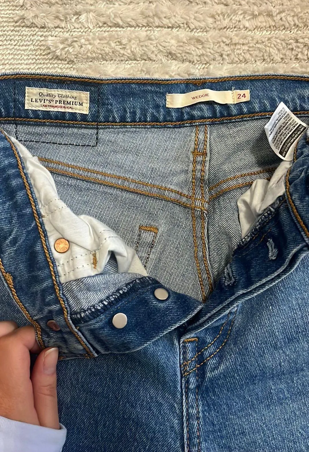 Levi’s Jeans - Image 2