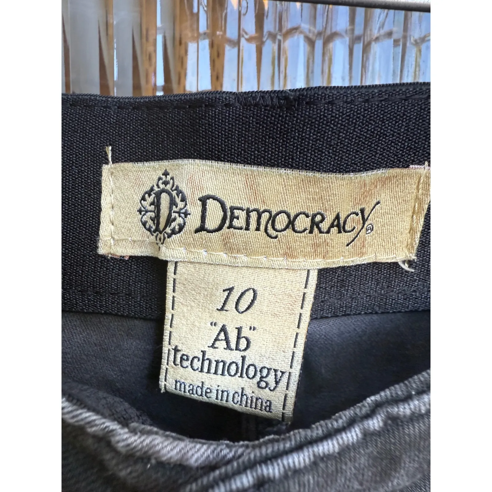 Democracy AB Technology Jeans Camo Denim Mid Rise Stretch Zippers Size 10 - Image 3