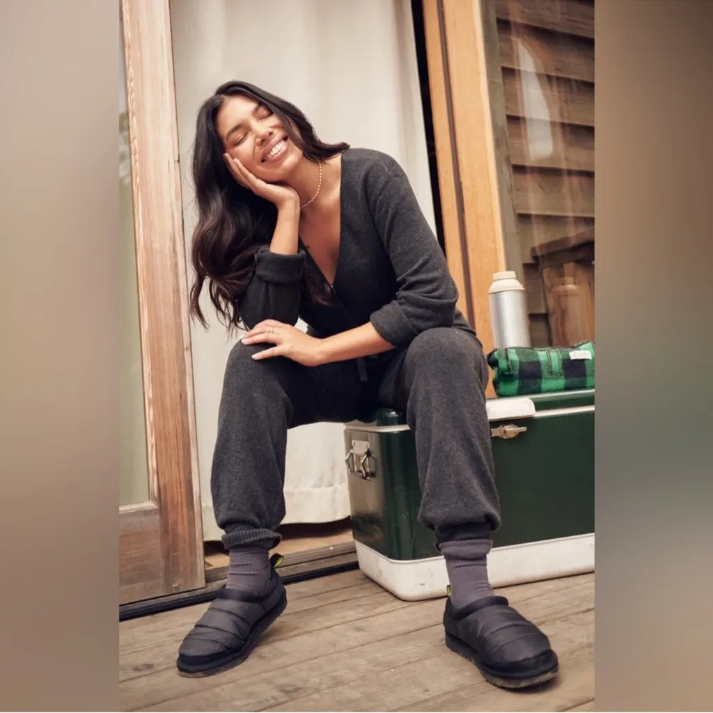 Splendid Supersoft Rib Surplice Jumpsuit medium - Image 5