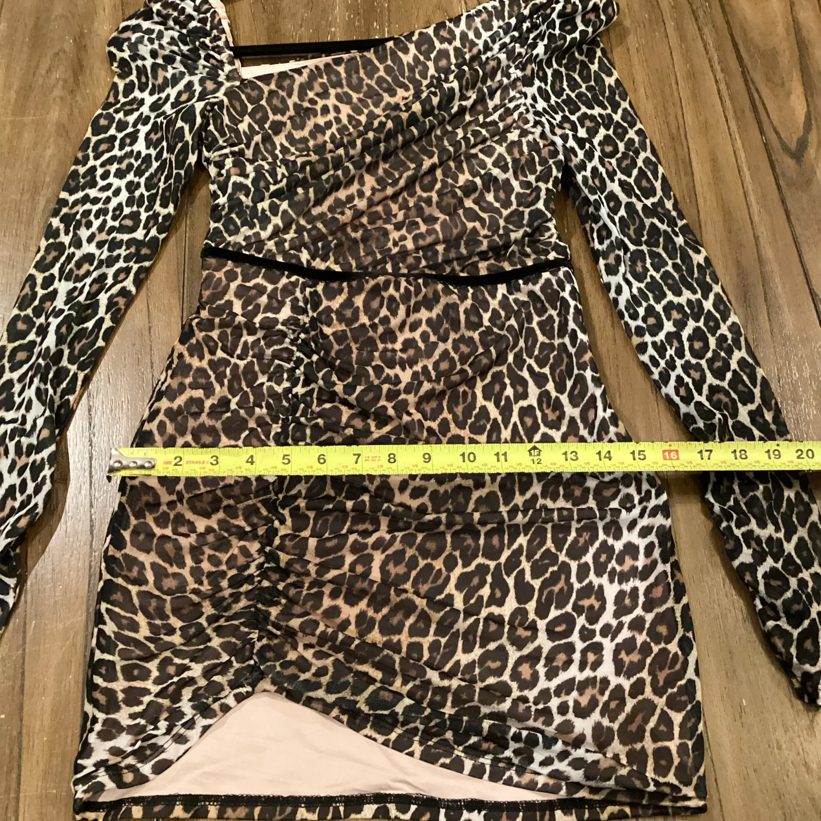 REVOLVE MAJORELLE Valerie ruched long sleeve Mini Dress in Leopard Print S NWT - Image 6