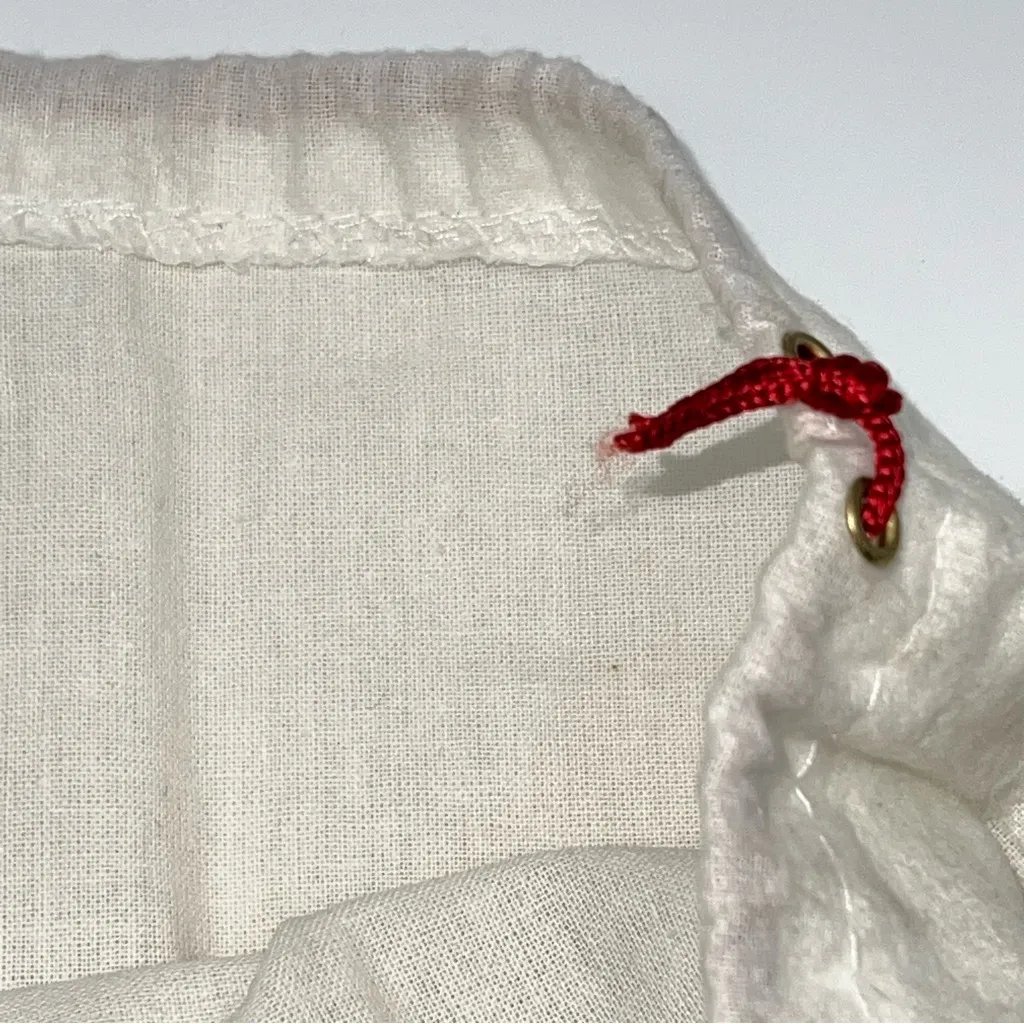 Salvatore Ferragamo LargeWhite Cotton Flannel Dust Bag-Red Logo and Drawstring - Image 4