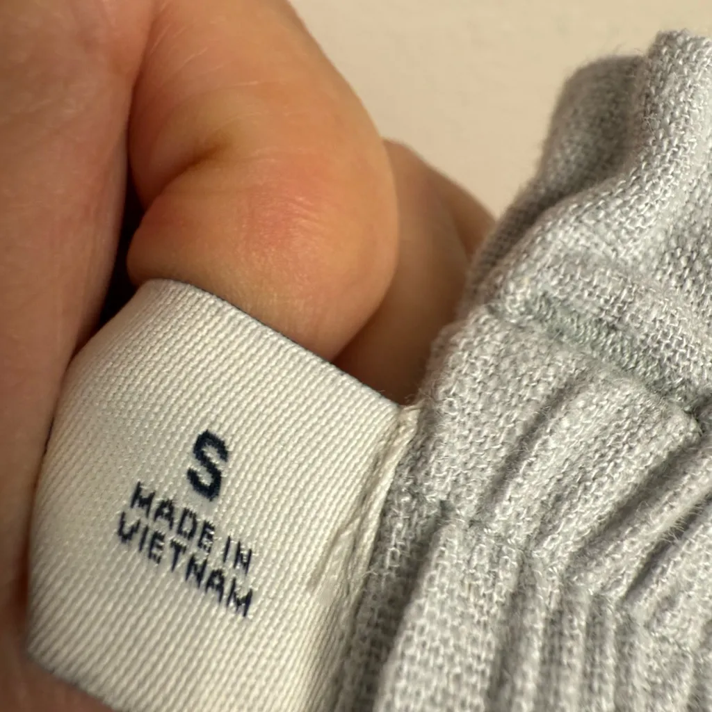 Abercrombie and Fitch Women Size small linen paperbag high waisted‎ shorts - Image 7