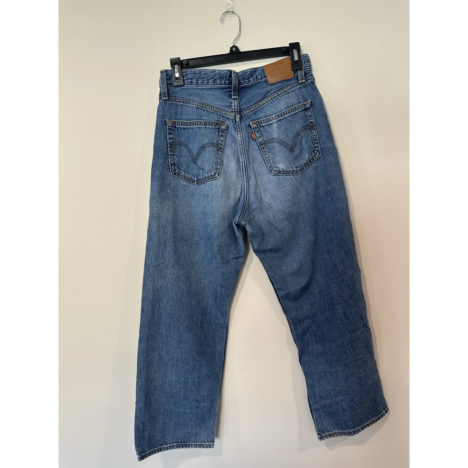 Levi’s Premium Ribcage Ankle Straight Button Fly Jeans Size 28 2507 - Image 3