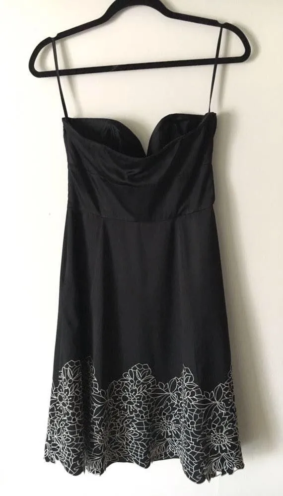 Black Strapless Floral Print Dress - Image 2