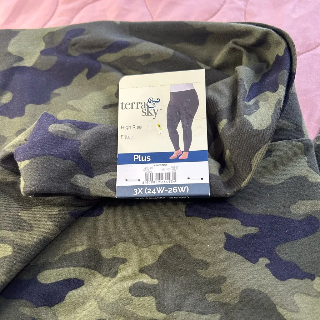 Terra & Sky Camouflage Leggings Green and Black Stretchy Fit - Image 5