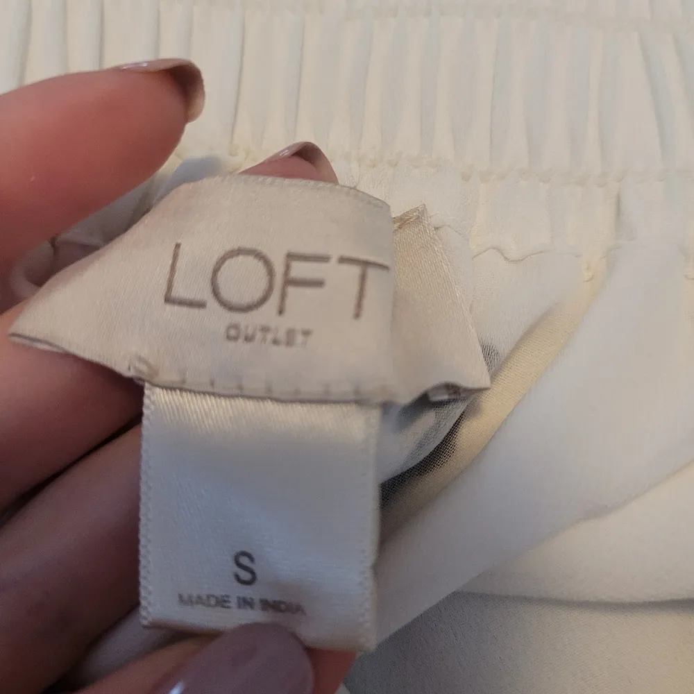 Loft Outlet White Toucan Print Shorts - Image 6