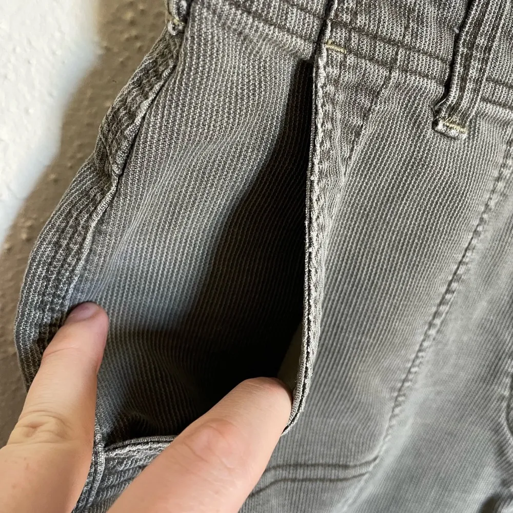 Woolrich Green Corduroy Shorts - Image 2