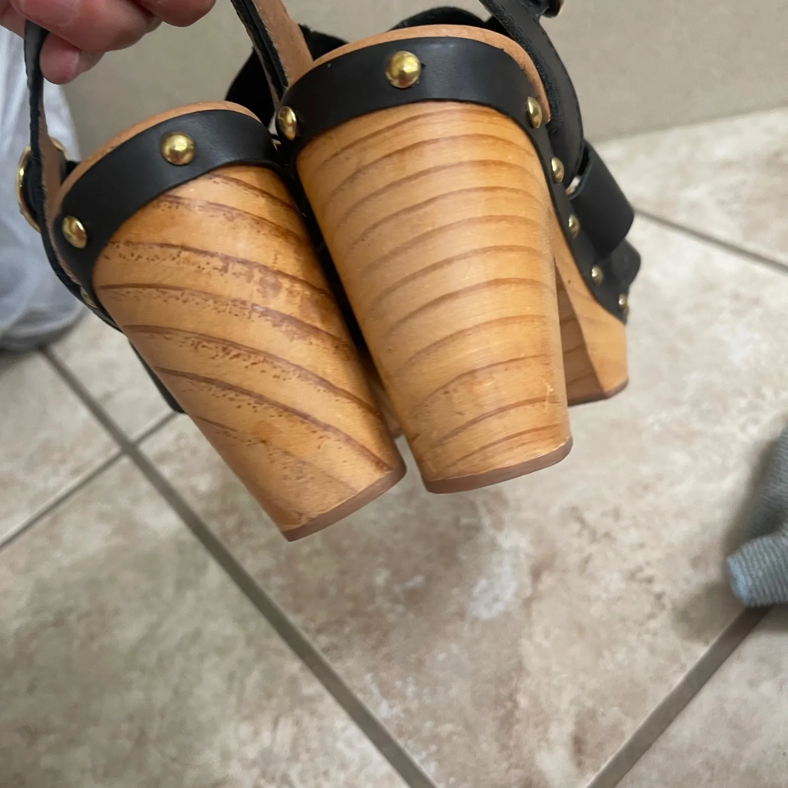 Anthropology Black Leather Clog Platform Sandals Wood Heel Sz 7 Strappy woens - Image 5