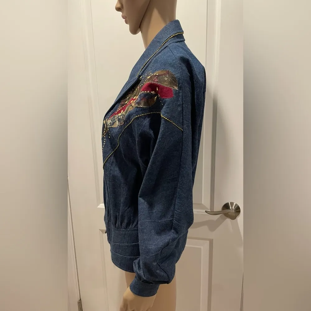 Vintage City Girl Sport Embellished dark wash DenimJean Jacket size 6 Blue - Image 5