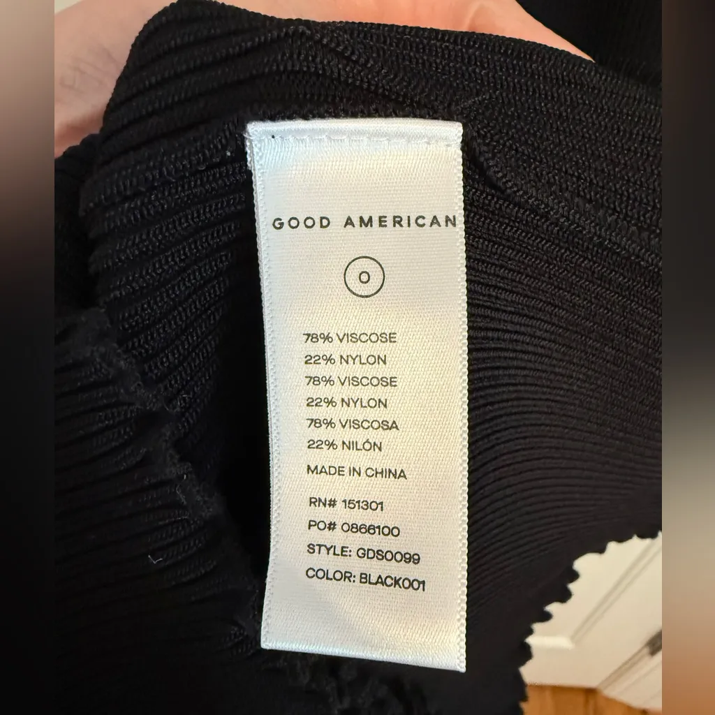 Good American Black Rib Knit Bodycon V-Neck Midi Dress - Image 6