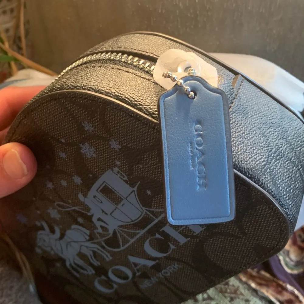 Authentic COACH Signature Coated canvas /smooth leather zip top crossbody - Image 5