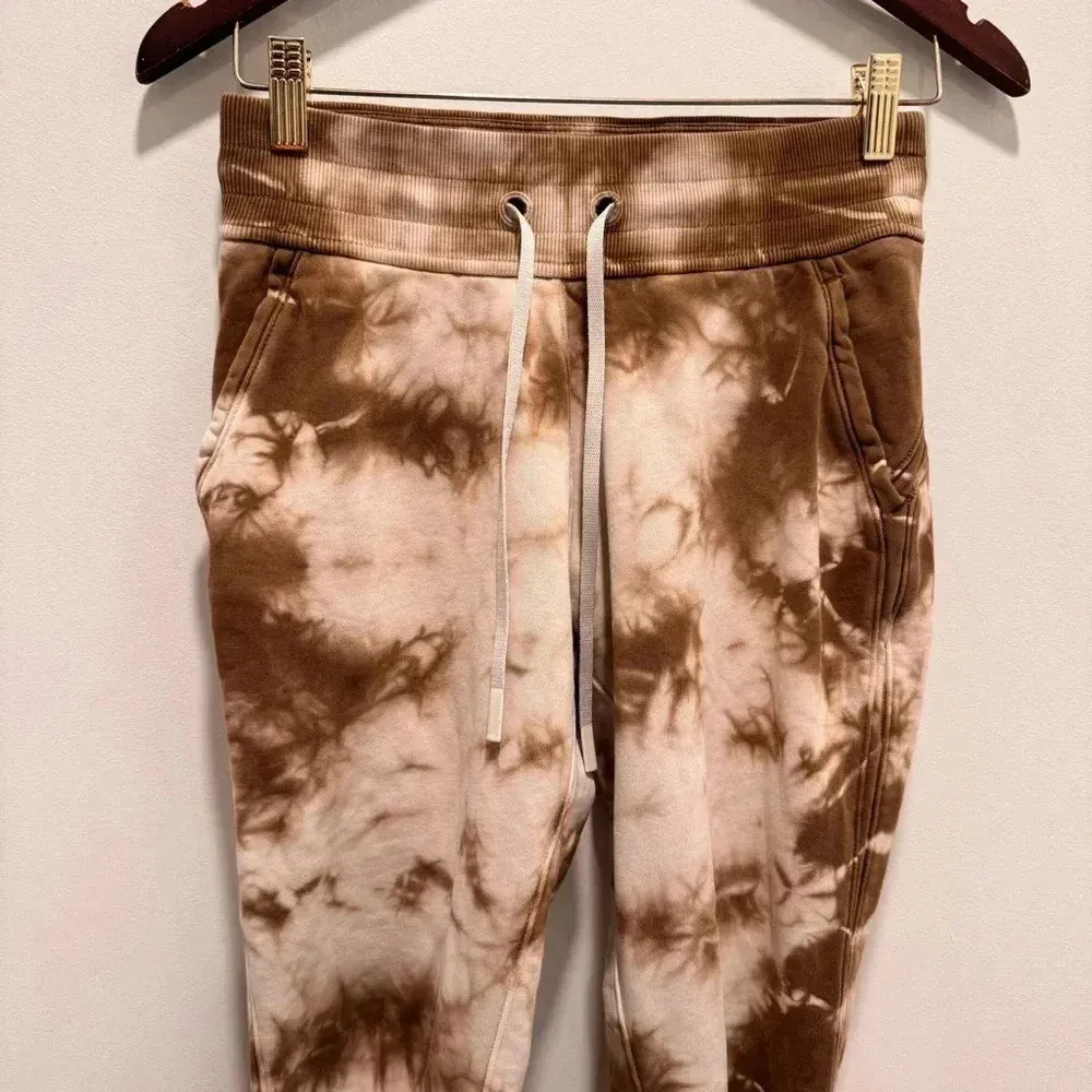 Lululemon Warm Down Jogger *Earth Dye
Earth Dye Clay size 4 - Image 5