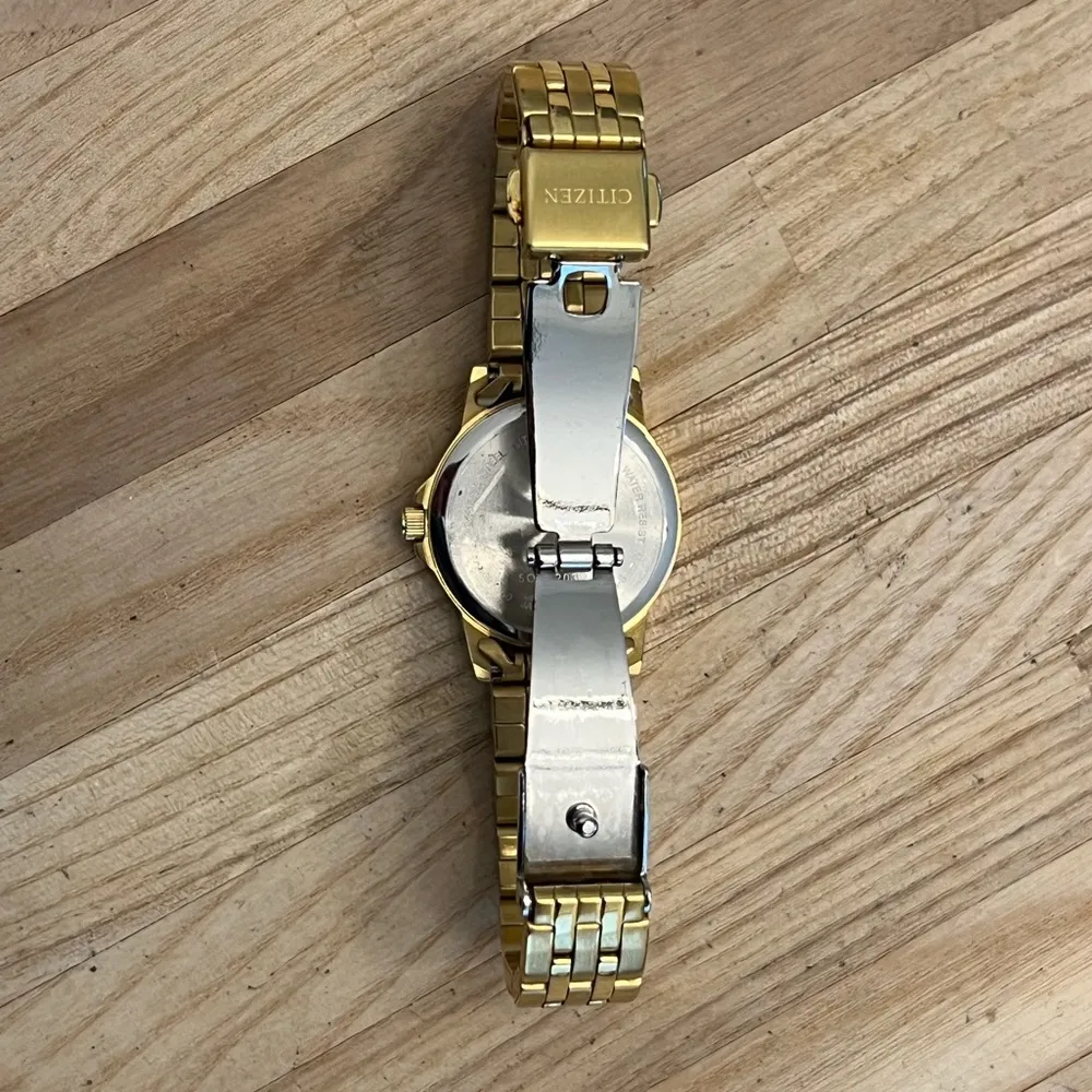 Citizen Ladies Watch Gold Tone Bracelet, Dial, Hands, Day Date Window - Image 8