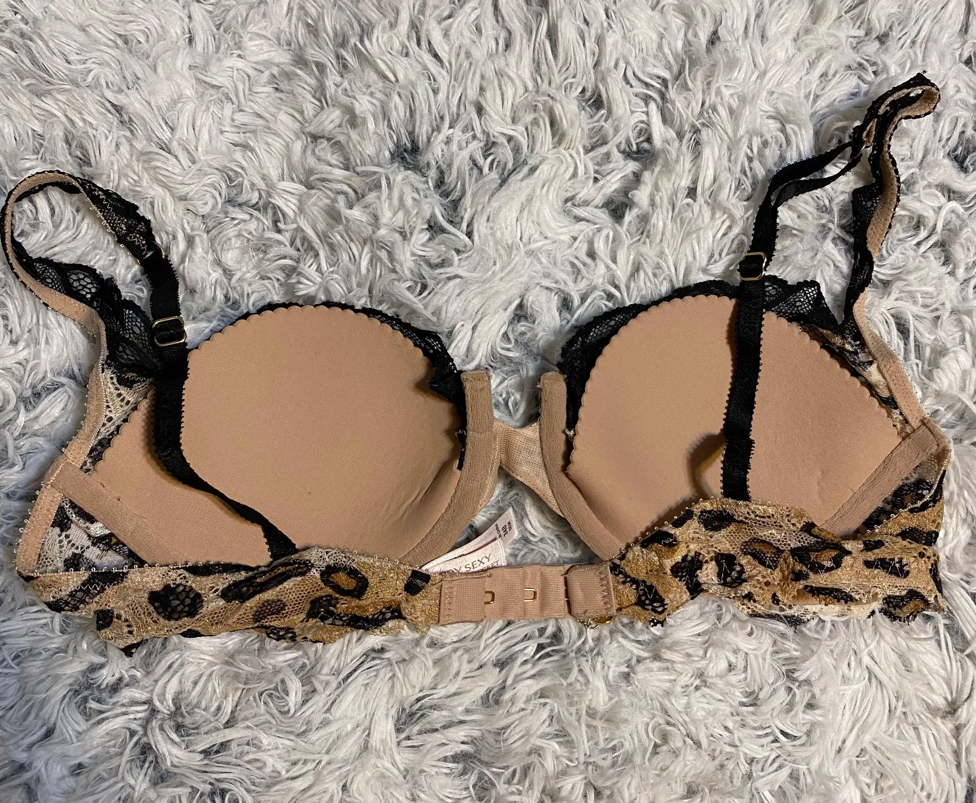 VICTORIA’S SECRET DEMI-BALCONNETTE BRA  - Image 2