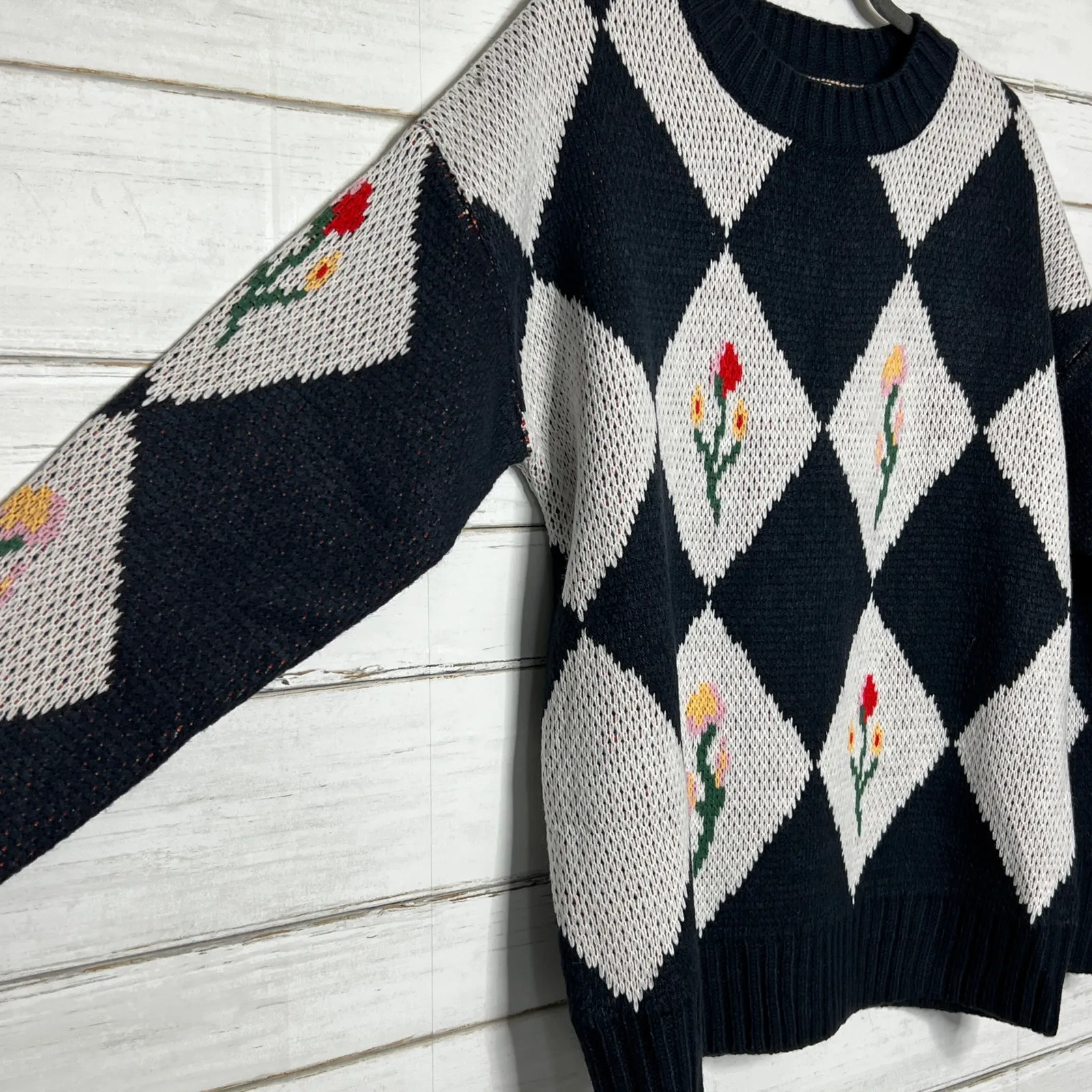 Klesis Argyle Floral Knit Sweater Navy White Diamond Pattern Pullover Small Blue - Image 10