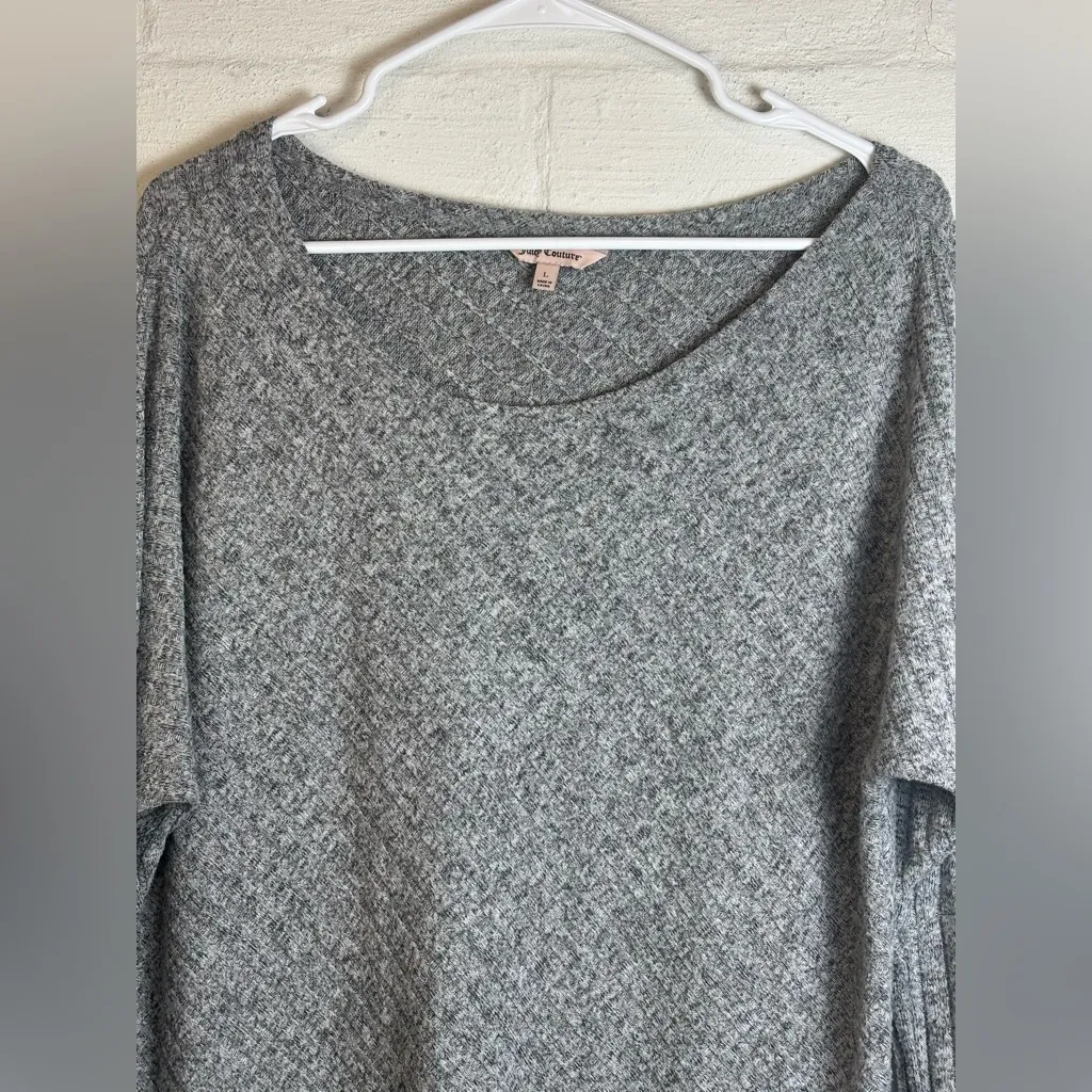 Juicy Couture Women’s Lightweight Casual Basic Minimalistic Scoop Neck Sweater - Image 2