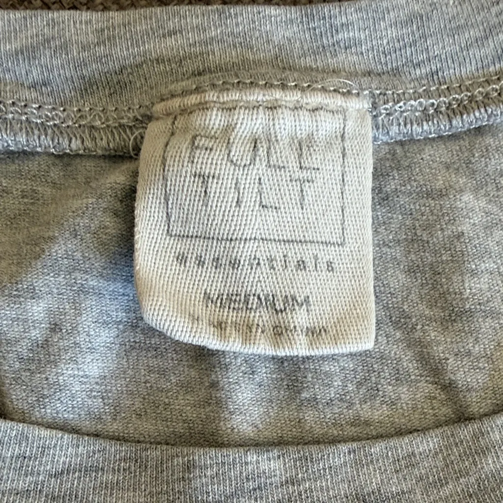 Gray Crop T-Shirt - Image 2