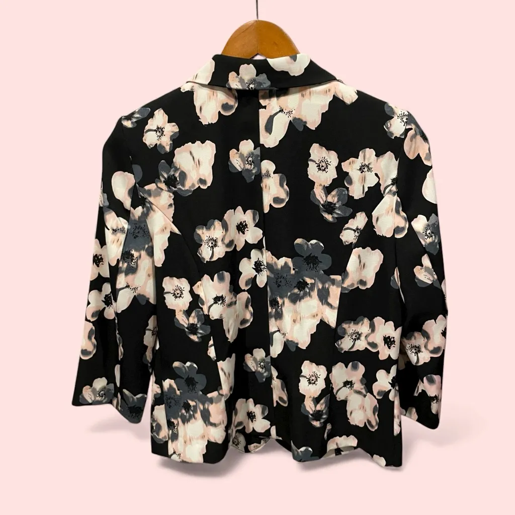 Cute black floral lightweight blazer 3/4 sleeve stretch whimsigoth coastal vamp Pink Size 8P - Image 3